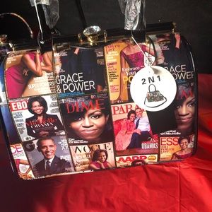 Michelle Obama 2-N-1 paten-leather purse